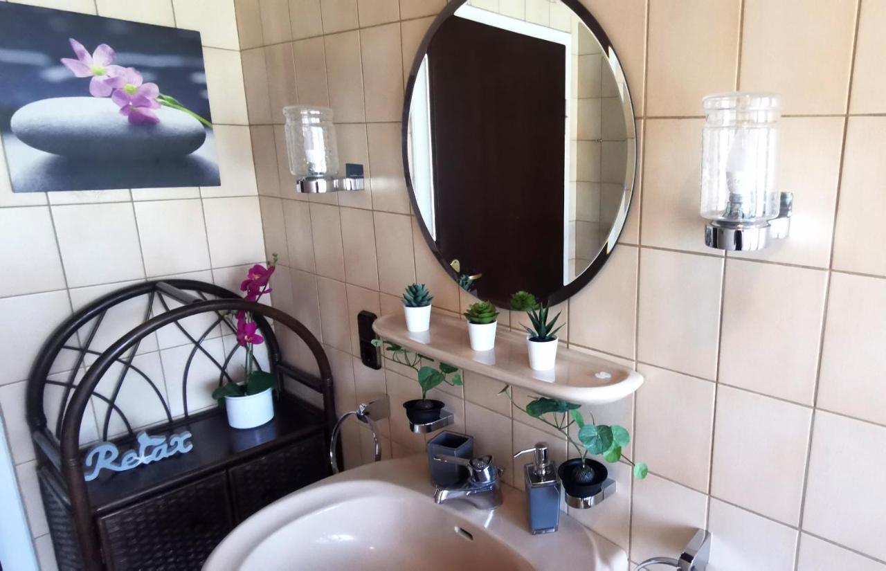 Appartement Auszeit Rhein-Mosel à Waldesch Extérieur photo