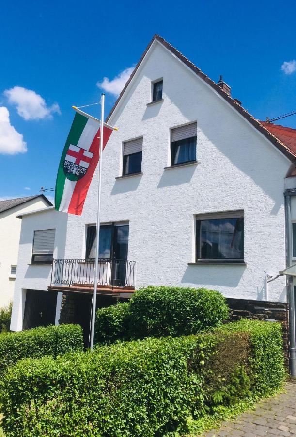 Appartement Auszeit Rhein-Mosel à Waldesch Extérieur photo